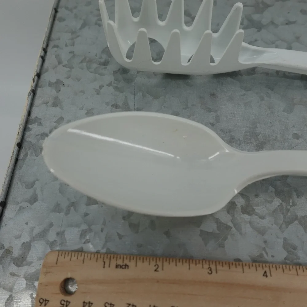 White Melamine Kitchen Utensil Set Pasta Server and Serving Spoon 11.5 Inch